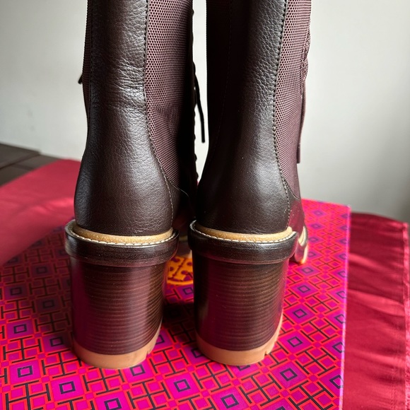 Tory Burch Miller 95 MM lug sole bootie in Fig - Picture 4 of 10